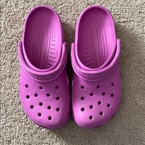 Pink crocs
